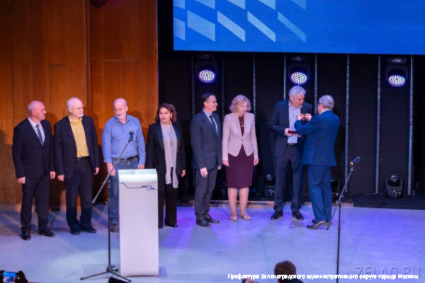 Одному из символов Зеленограда МИЭТу присвоен Орден Почета в год его 60-летия