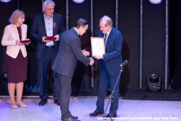 Одному из символов Зеленограда МИЭТу присвоен Орден Почета в год его 60-летия