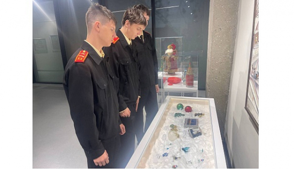 Подшефный кадетский класс посетил музей Зеленограда