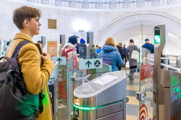 Собянин рассказал, на каких видах транспорта доступна оплата по биометрии