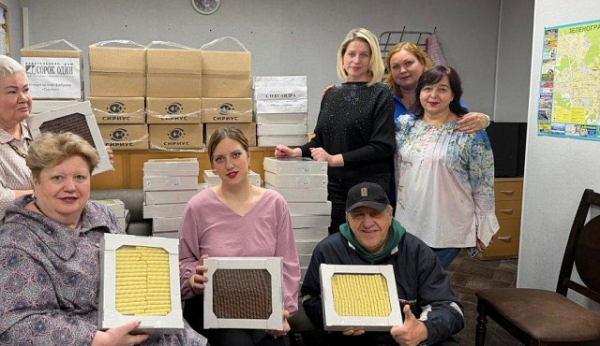 Редакция «41» отправила на фронт сладкие подарки для бойцов