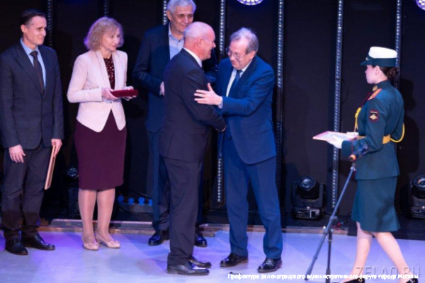 Одному из символов Зеленограда МИЭТу присвоен Орден Почета в год его 60-летия