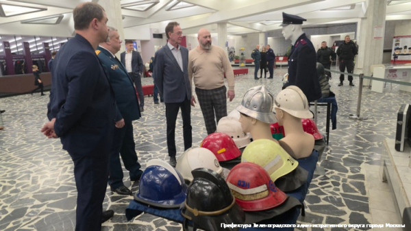 В Культурном центре «Зеленоград» состоялось торжественное мероприятие, посвященное 35- летию МЧС России