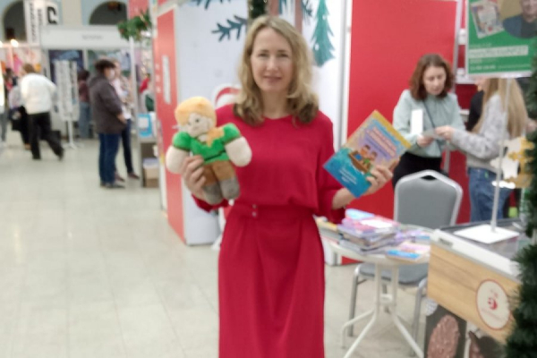 Корреспондент zelao.ru представила свою книгу на Non/fiction № 27